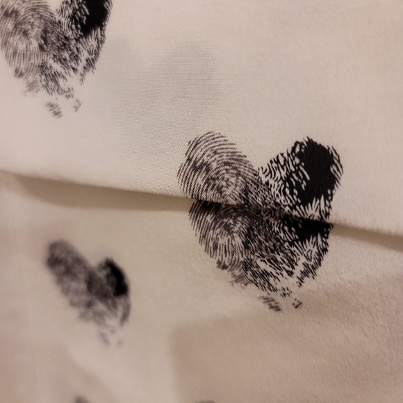 Equipment Essential Heart Print Silk Shirt - Picture 5 of 7